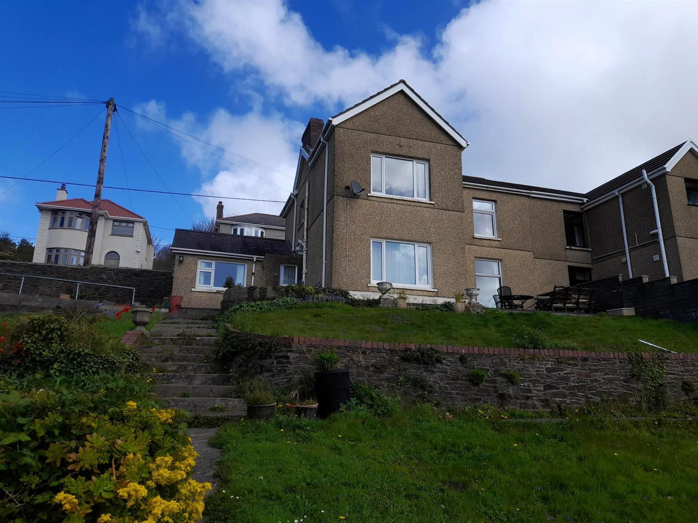 Elgin Road, Pwll, Llanelli, SA15 4AD